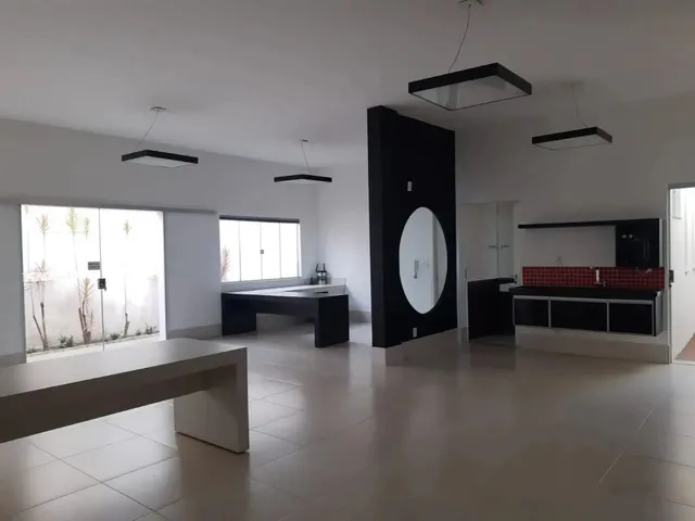 Imagem: Casas - 3 Dormitórios - Fundinho