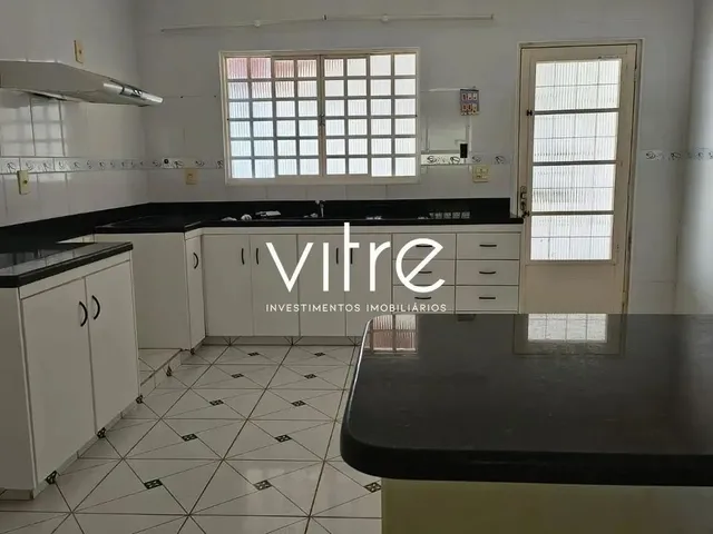 Imagem: Casa À Venda no Bairro Jardim Botânico