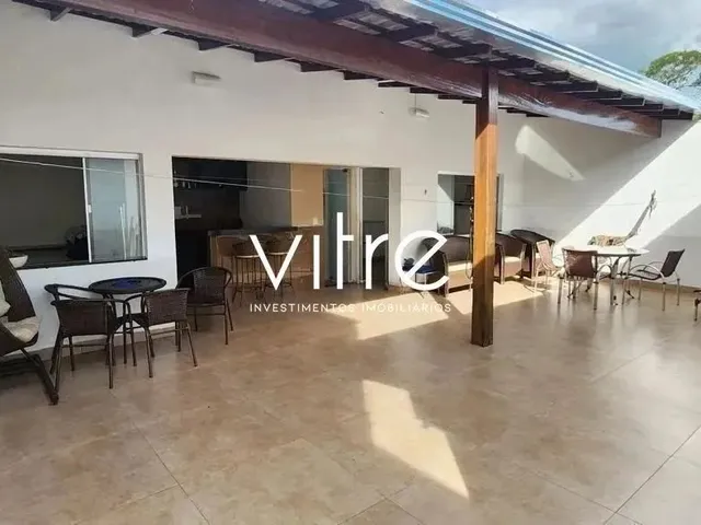 Imagem: Casa À Venda no Bairro Jardim Karaíba