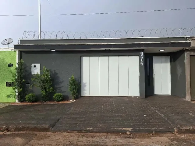 Imagem: Vende-Se Casa 3 Quartos, com Garagem Coberta