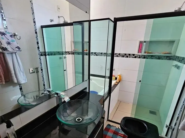 Imagem 2: Excelente Sobrado Espaçoso com Localização Privilegiada - Planejado com Area de Lazer