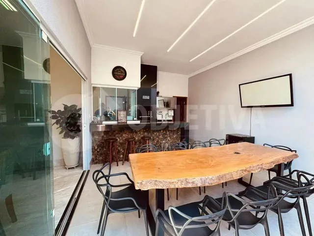 Imagem 12: Casa À Venda, 3 Quartos, 1 Suíte, 4 Vagas, Bosque dos Buritis - Uberlandia/Mg