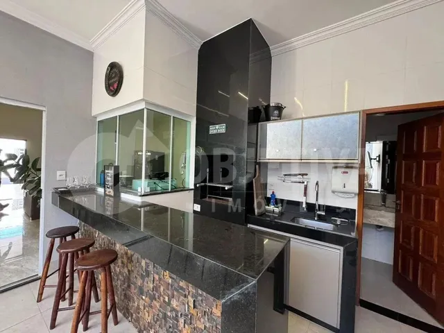 Imagem 10: Casa À Venda, 3 Quartos, 1 Suíte, 4 Vagas, Bosque dos Buritis - Uberlandia/Mg