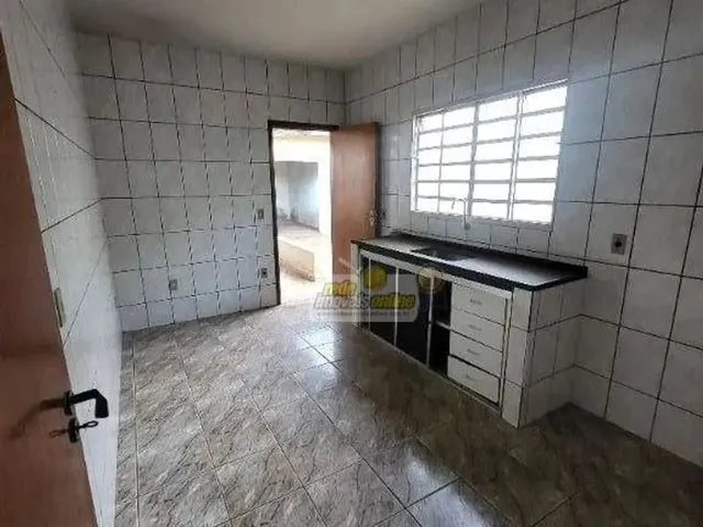 Imagem 10: Casa com 3 Dormitórios À Venda, 171 M² por R$ 290.000,00 - Parque das Gameleiras