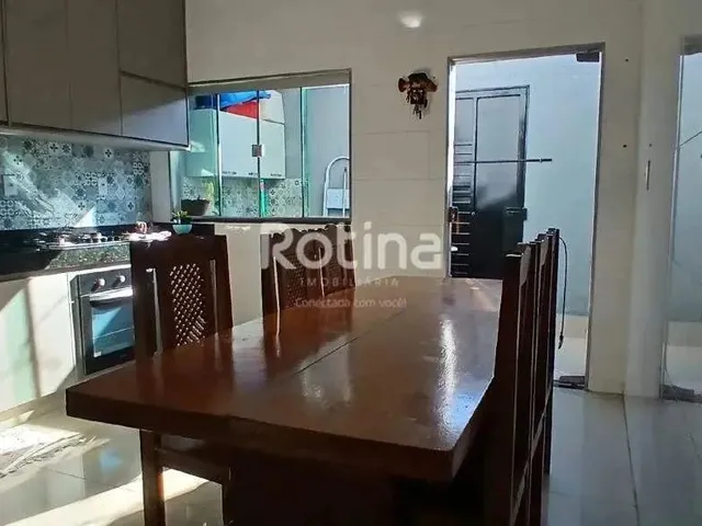 Imagem: Casa Sobrado com 3 Quartos Sendo 2 Suítes