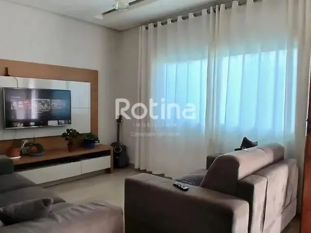 Imagem 10: Casa Sobrado com 3 Quartos Sendo 2 Suítes e 1 Banheiro Social À Venda, 190,71M² por R