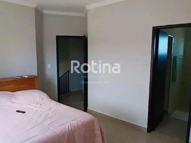Imagem 5: Casa Sobrado com 3 Quartos Sendo 2 Suítes e 1 Banheiro Social À Venda, 190,71M² por R