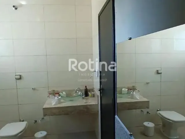 Imagem 16: Casa Sobrado com 3 Quartos Sendo 2 Suítes e 1 Banheiro Social À Venda, 190,71M² por R