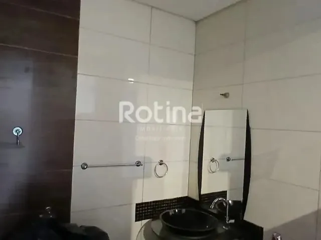 Imagem 4: Casa Sobrado com 3 Quartos Sendo 2 Suítes e 1 Banheiro Social À Venda, 190,71M² por R
