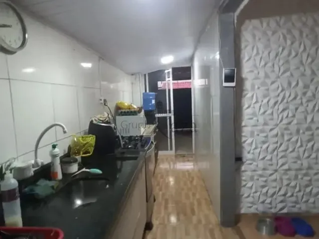Imagem 12: Oportunidade - Casa Conjunto Residencial Dom Pedro I - 3 Dormitórios - 140M²