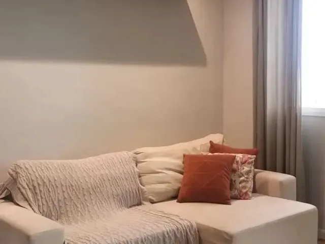 Imagem: O apartamento possui 2 Dormitórios, 1 Suíte, 2 Banheiros,