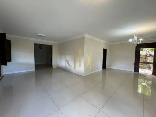 Imagem: Itaigara - Vendo Casa em Condomínio Fechado