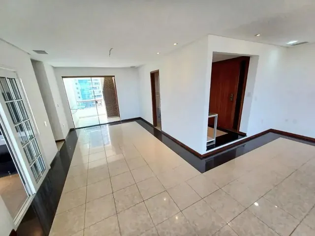 Imagem: O apartamento possui 4 Dormitórios, 3 Suítes, 4