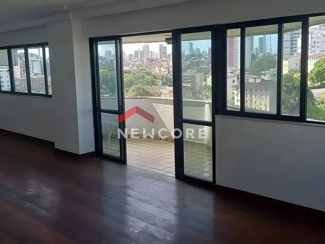 Imagem: Apartamento em Rua Martagão Gesteira