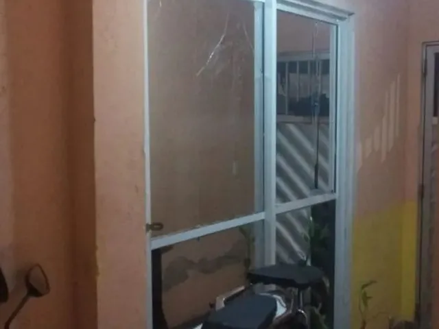 Imagem 2: Vemdo Uma Casa Tipo Apartamento