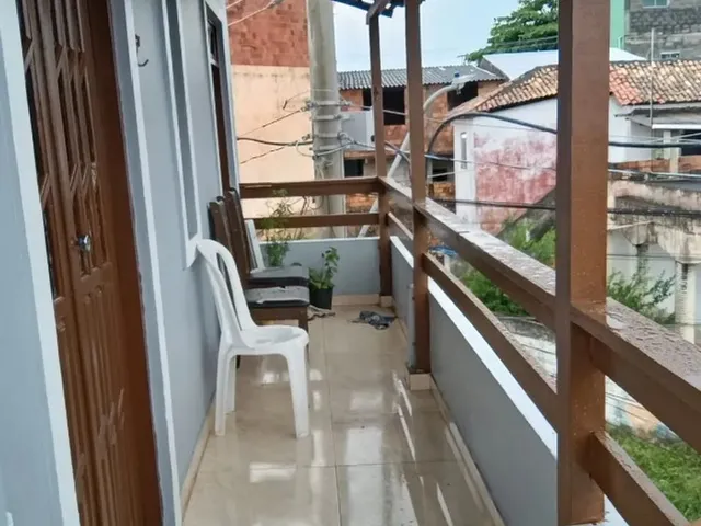 Imagem: A casa possui 3 Dormitórios, 1 Suíte, 2 Banheiros e está