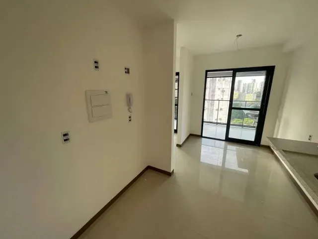 Imagem 16: Oportunidade na Graça - Quarto e Sala com Varanda 32M²