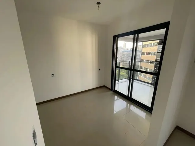 Imagem 14: Oportunidade na Graça - Quarto e Sala com Varanda 32M²