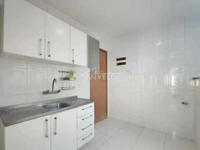 Imagem: Apartamento Padrão / Residencial / Glória