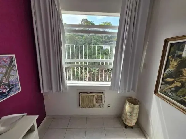 Imagem: Apartamento Padrão / Residencial / Glória