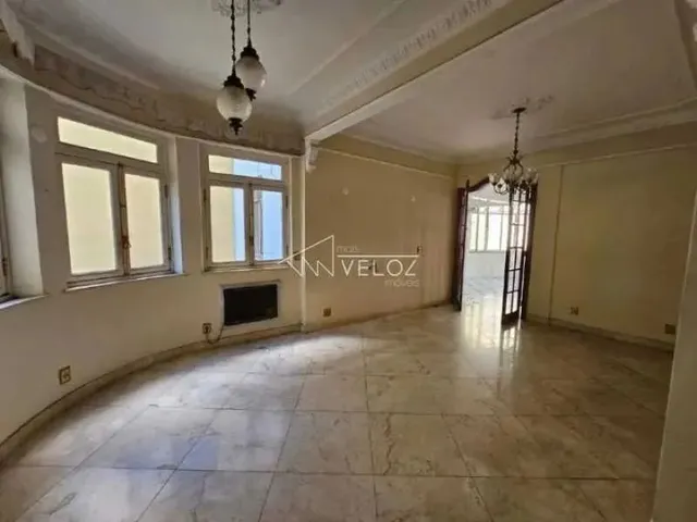 Imagem 2: Apartamento - / Residencial / Glória
