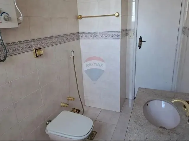 Imagem 2: Apartamento a Venda de 68 M² com Janelões, 2 Quartos, Depend. Comp. e Vaga na Haddock