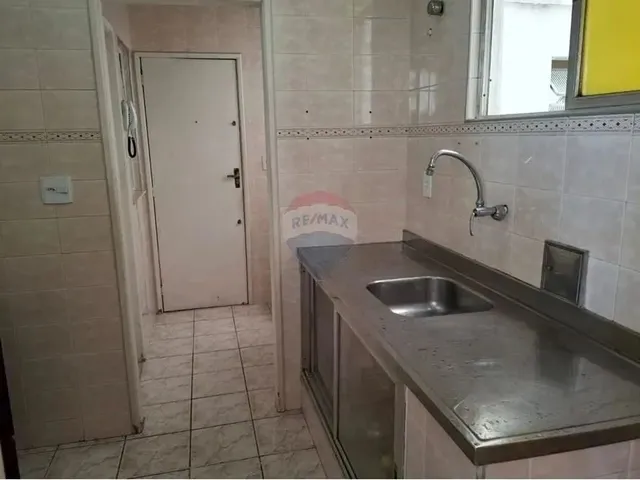 Imagem 3: Apartamento a Venda de 68 M² com Janelões, 2 Quartos, Depend. Comp. e Vaga na Haddock