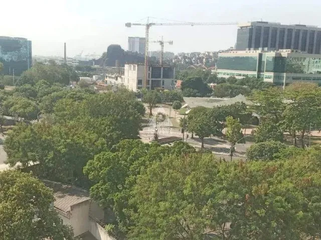 Imagem: Conjugado, em Excelente Localização, Próximo