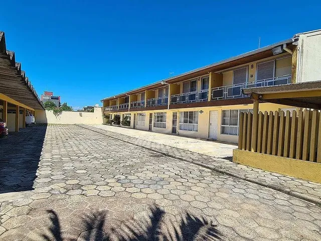 Imagem: Sobrado com 3 Dormitórios À Venda, 98