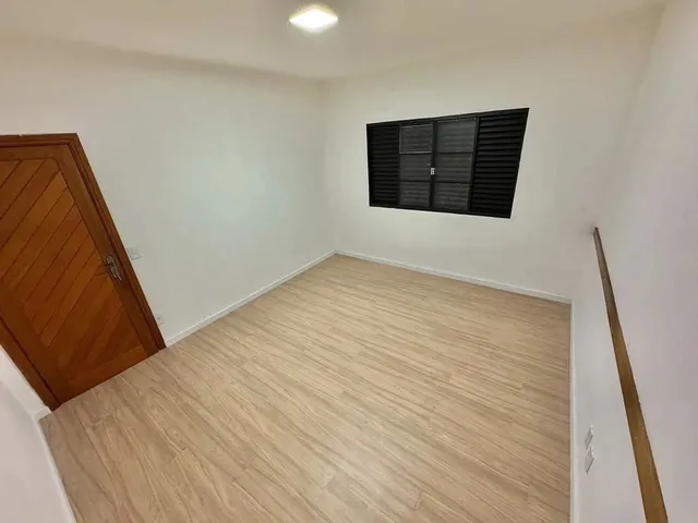 Imagem 3: Vendo Casa e Aceito Negociação com Estrangeiros