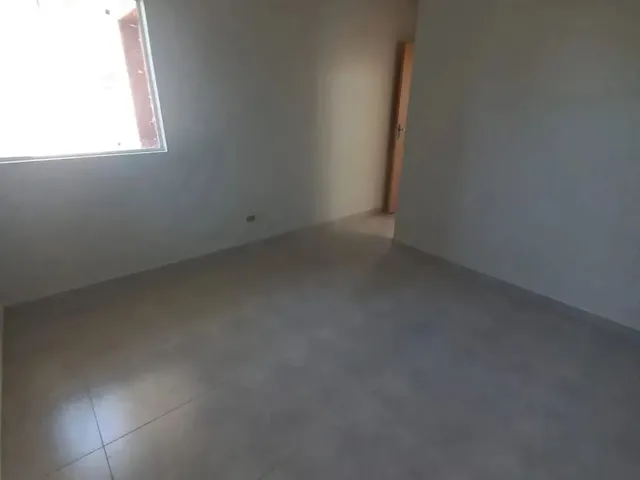Imagem 16: Casa com 2 Quartos (1 Suíte) a Venda, 61 M² R$ 249.000