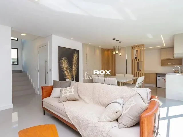 Imagem: Sobrado com 3 Quartos À Venda, 181 M²