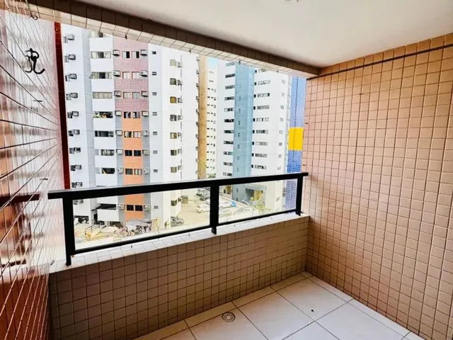 Imagem: O apartamento possui 3 Dormitórios, 1 Suíte, 3 Banheiros,