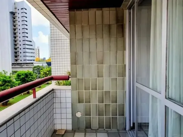 Imagem 2: Apartamento À Venda no Edifício Maria Marta, Espinheiro, Recife, Pe