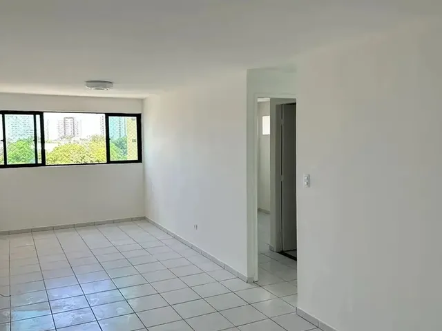 Imagem 2: Imóvel para Venda Possui 58 Metros Quadrados com 3 Quartos em Aflitos - Recife - Pe