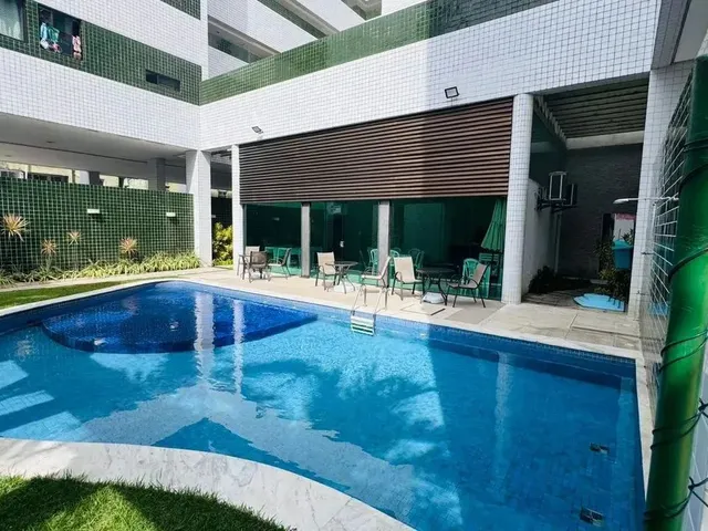 Imagem: O apartamento possui 2 Dormitórios, 1 Suíte, 2 Banheiros,