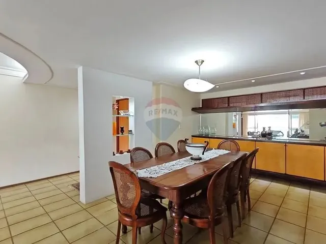 Imagem 12: Aflitos, 03 Quartos, 01 Suíte, 03 Banheiros, 188M², 02 Vagas, Dependencia Completa De
