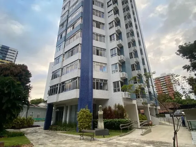 Imagem 1: Apt para Venda no Bairro do Espinheiro - 4 Quartos