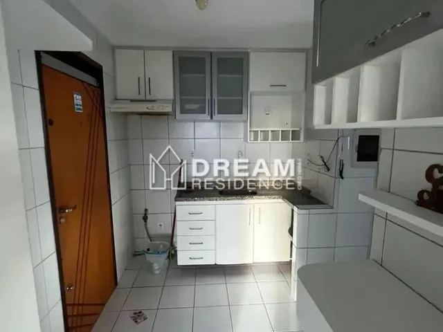 Imagem 7: Imóvel para Venda Possui 178 Metros Quadrados com 3 Quartos em Monteiro - Recife - Pe