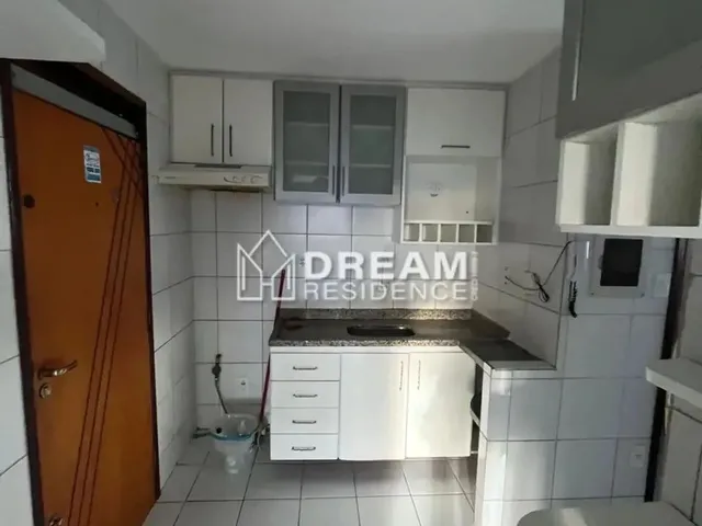 Imagem 16: Imóvel para Venda Possui 178 Metros Quadrados com 3 Quartos em Monteiro - Recife - Pe