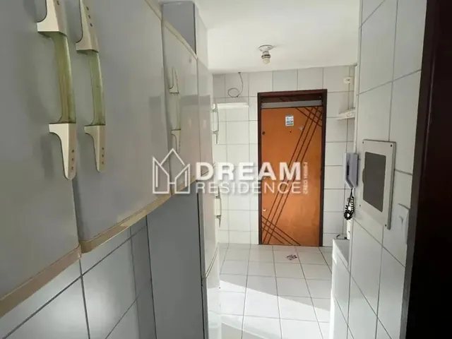 Imagem 14: Imóvel para Venda Possui 178 Metros Quadrados com 3 Quartos em Monteiro - Recife - Pe