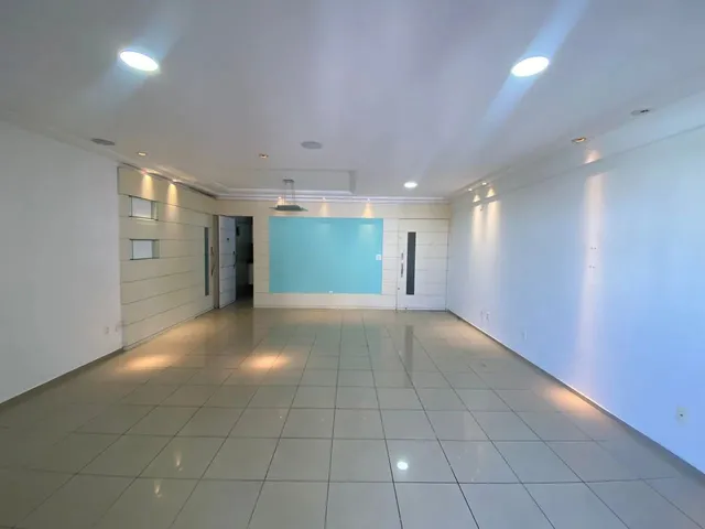 Imagem 6: Imóvel para Venda com 132M², 4 Quartos, 2 Suítes, Varanda, 2 Vagas, no Bairro