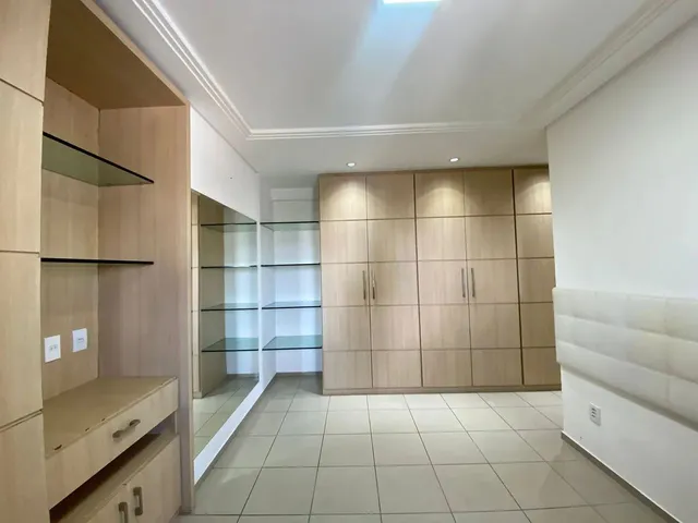Imagem 2: Imóvel para Venda com 132M², 4 Quartos, 2 Suítes, Varanda, 2 Vagas, no Bairro