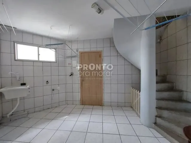 Imagem 6: Apartamento com 6 Quartos em Espinheiro