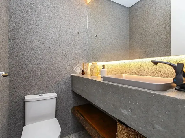Imagem 6: Sobrado Moderno e Conceitual no Água Verde - Design, Conforto e Exclusividade