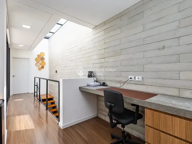 Imagem 16: Sobrado Moderno e Conceitual no Água Verde - Design, Conforto e Exclusividade