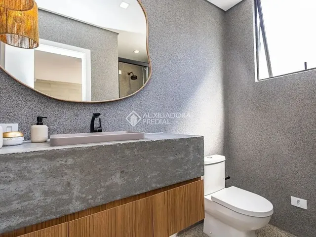 Imagem 14: Sobrado Moderno e Conceitual no Água Verde - Design, Conforto e Exclusividade