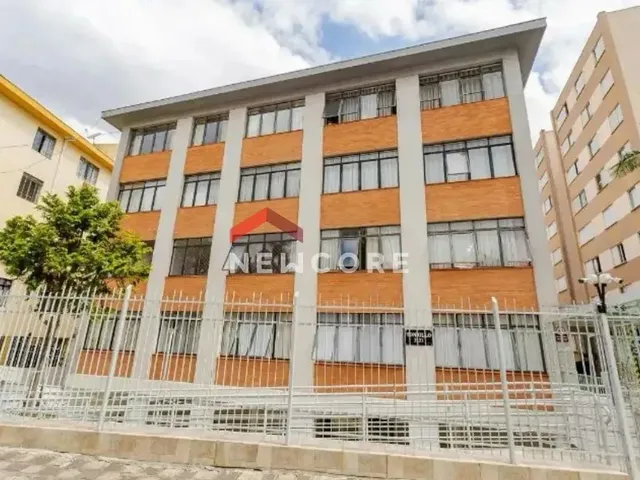 Imagem: Apartamento em Avenida Iguaçu - Água Verde