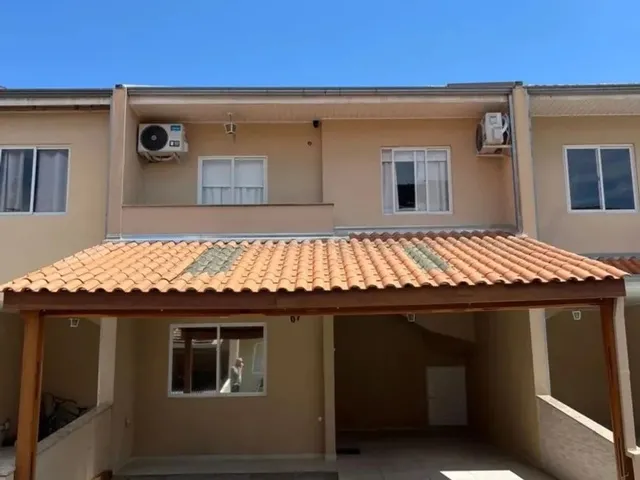 Imagem: Sobrado À Venda no Bairro Novo Mundo