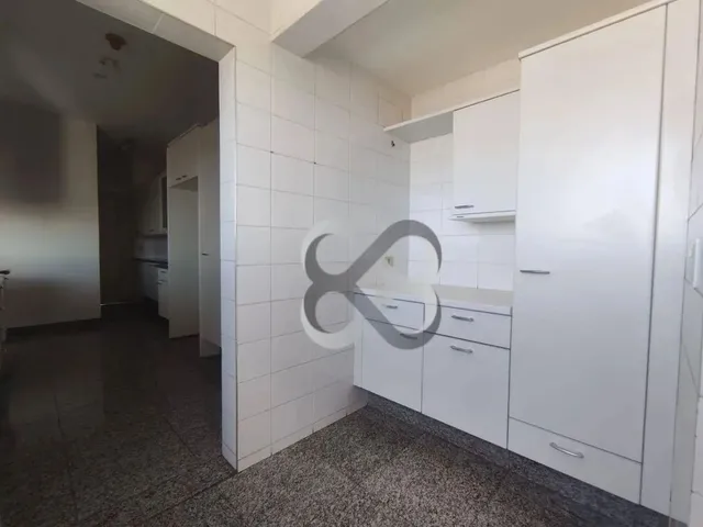 Imagem 15: Apartamento com 3 Dormitórios À Venda, 204 M² por R$ 1.175.000,00 - Centro
